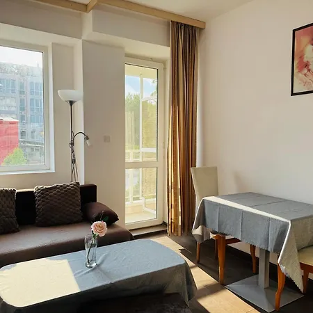 Sunny House 102 One Bedroom Napospart