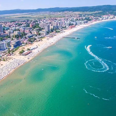 Sunny House 102 One Bedroom Apartman *